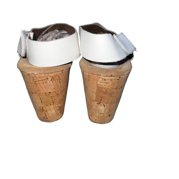 Clarks Artisan Caslynn Shae Wedge Sandal White Nubuk Leather Size 11 - Picture 5 of 8